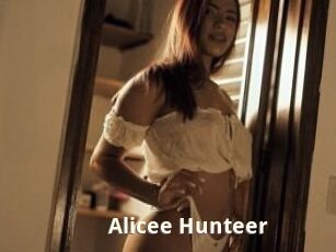 Alicee_Hunteer