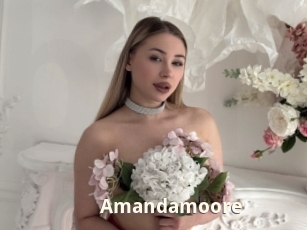 amandamoore Bigtitinvasion