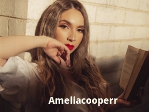 ameliacooperr Bigtitinvasion