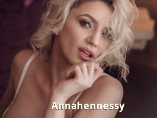 annahennessy Bigtitinvasion