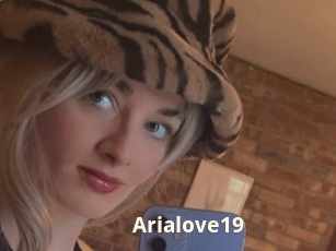 Arialove19