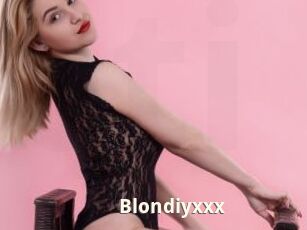 Blondiyxxx