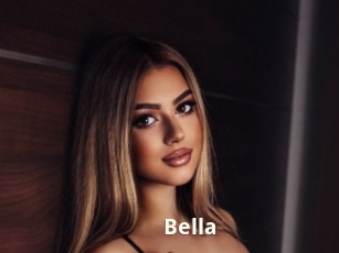 bella Bigtitinvasion