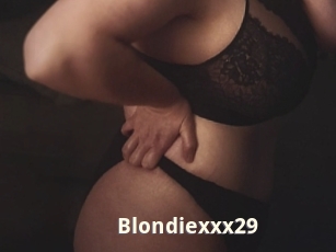 Blondiexxx29