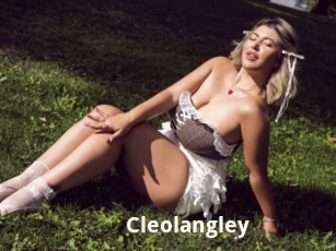 cleolangley Bigtitinvasion