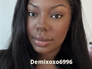 Demixoxo6996
