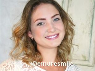 Demuresmile