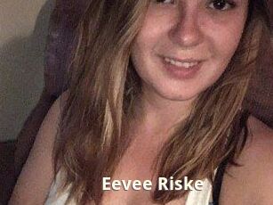 Eevee_Riske