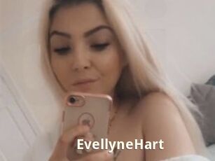 EvellyneHart