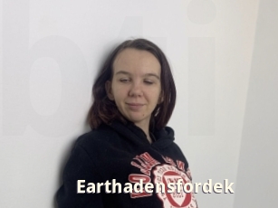 Earthadensfordek