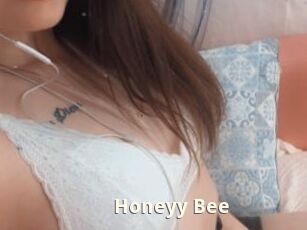 Honeyy_Bee