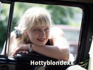 Hottyblondexx