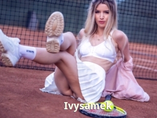 ivysamek Bigtitinvasion