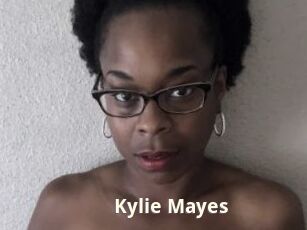 Kylie_Mayes