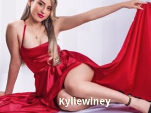 kyliewiney Bigtitinvasion
