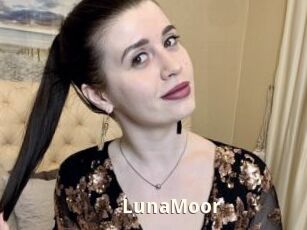 LunaMoor Bigtitinvasion