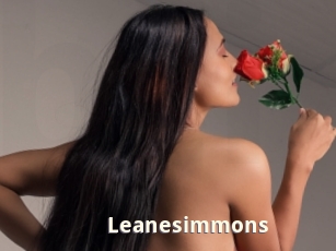 Leanesimmons