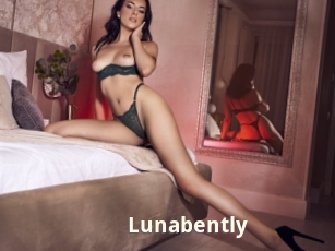 lunabently Bigtitinvasion