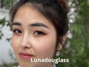 Lunadouglass