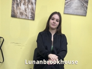 Lunanbrookhouse