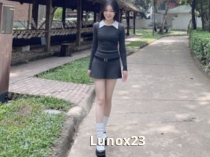 Lunox23