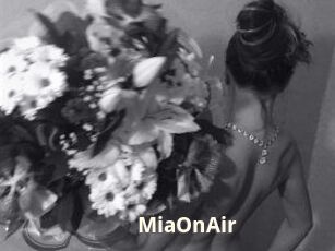 MiaOnAir