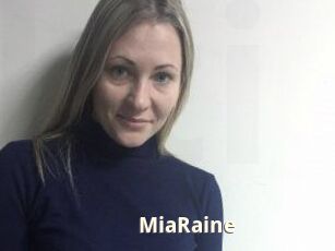 Mia_Raine