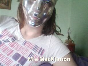 Mia_MacKinnon