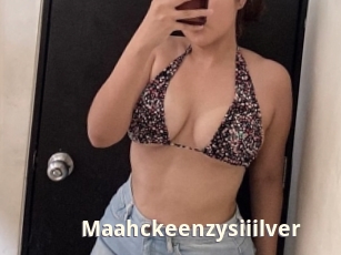 Maahckeenzysiiilver