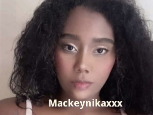 Mackeynikaxxx