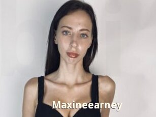 Maxineearney