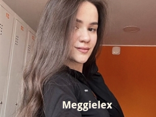 meggielex Bigtitinvasion