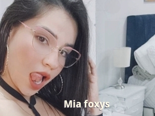Mia_foxys