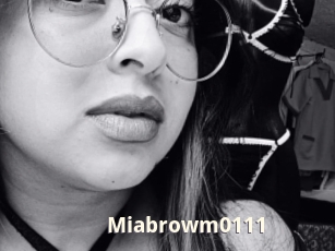 Miabrowm0111