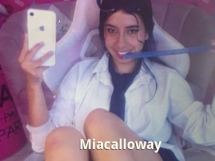miacalloway Bigtitinvasion
