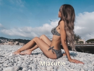 Miacutie