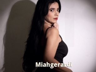 miahgerardi Bigtitinvasion
