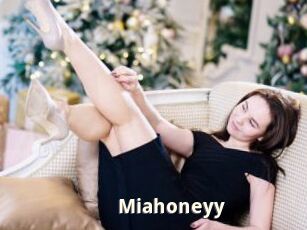 Miahoneyy