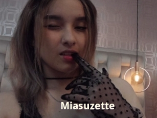 Miasuzette