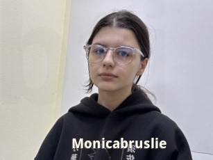 Monicabruslie