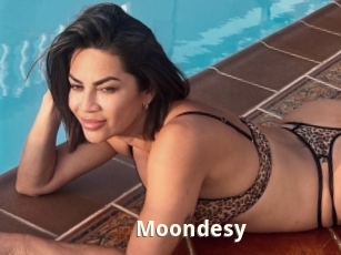 Moondesy