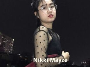 Nikki_Mayze