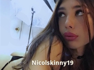 nicolskinny19 Bigtitinvasion
