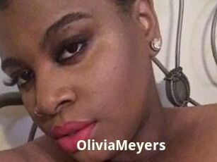 Olivia_Meyers