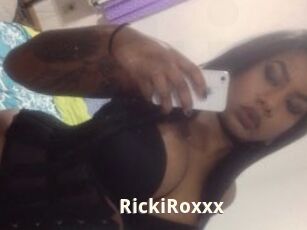RickiRoxxx