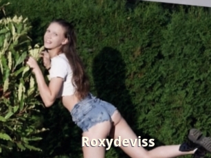 roxydeviss Bigtitinvasion