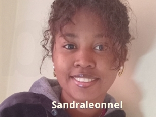 sandraleonnel Bigtitinvasion