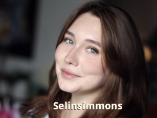 selinsimmons Bigtitinvasion