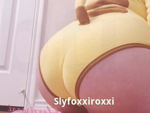 Slyfoxxiroxxi