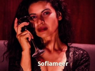 sofiameer Bigtitinvasion